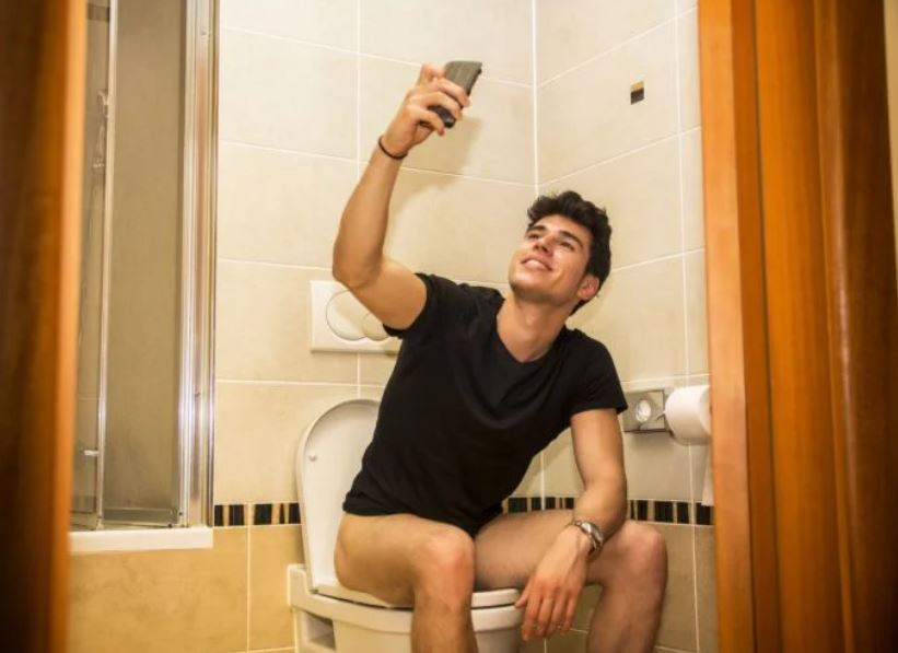 Efecto Narciso: la explicación científica de nuestra obsesión con las ‘selfies’